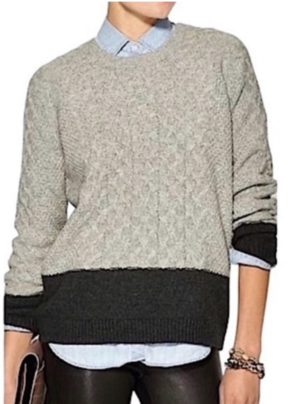 Vince - Women's Color block Cable knit sweater. Wool. Size Small. Gray and black